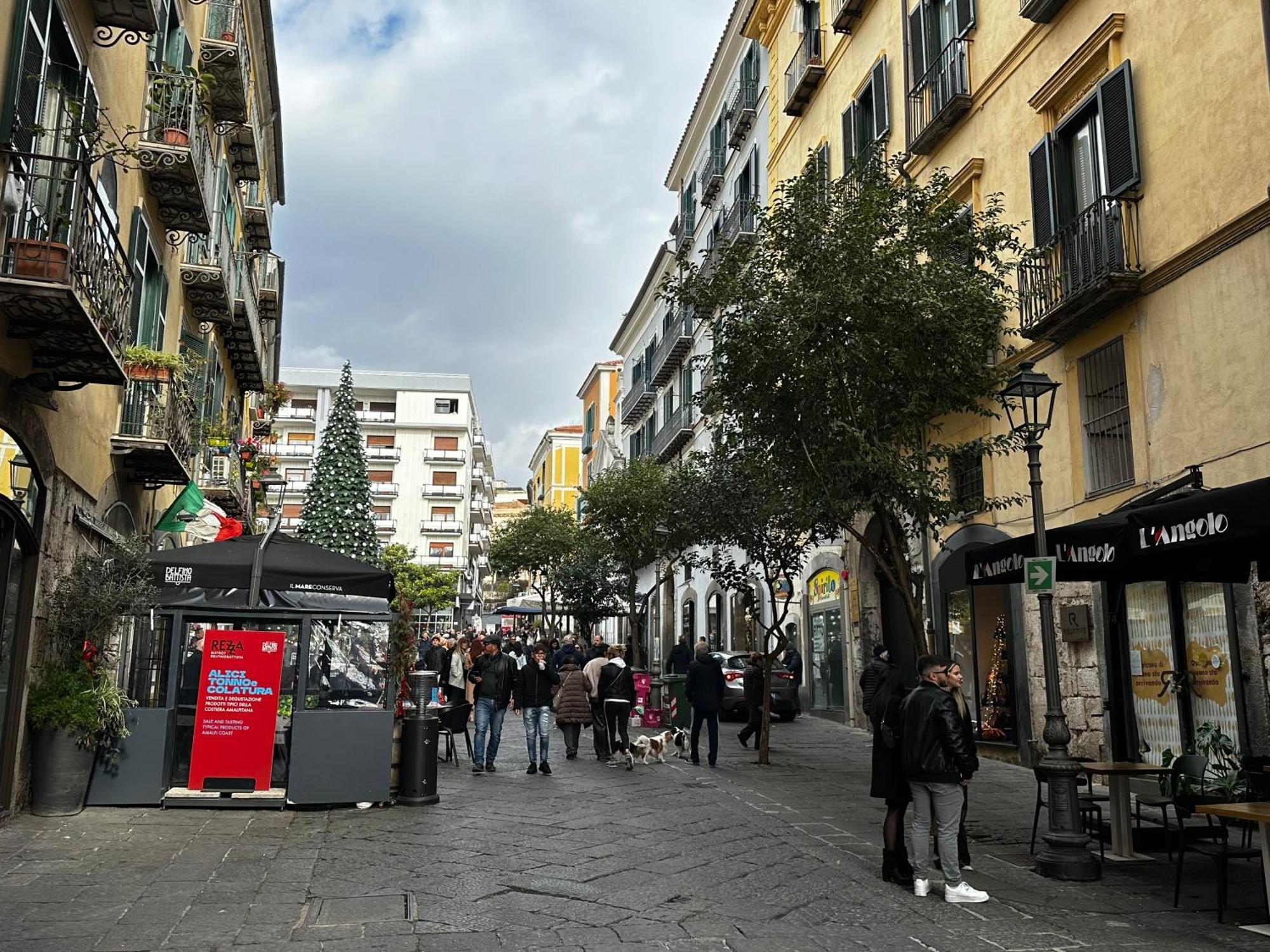Salerno Casa Vacanze ภายนอก รูปภาพ
